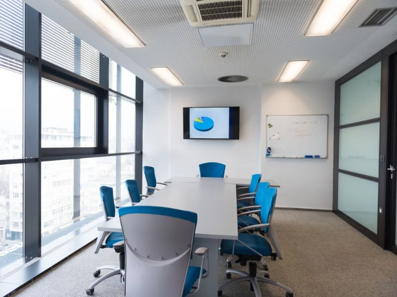 Đèn led panel thường được sử dụng trong những không gian rộng lớn như văn phòng, hội nghị