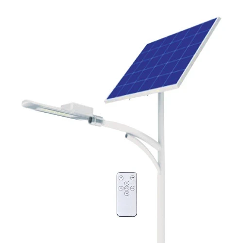 Với công suất 30W và ánh sáng trắng 5000K hoặc 6500K, đèn mang lại nguồn sáng mạnh mẽ, đồng đều